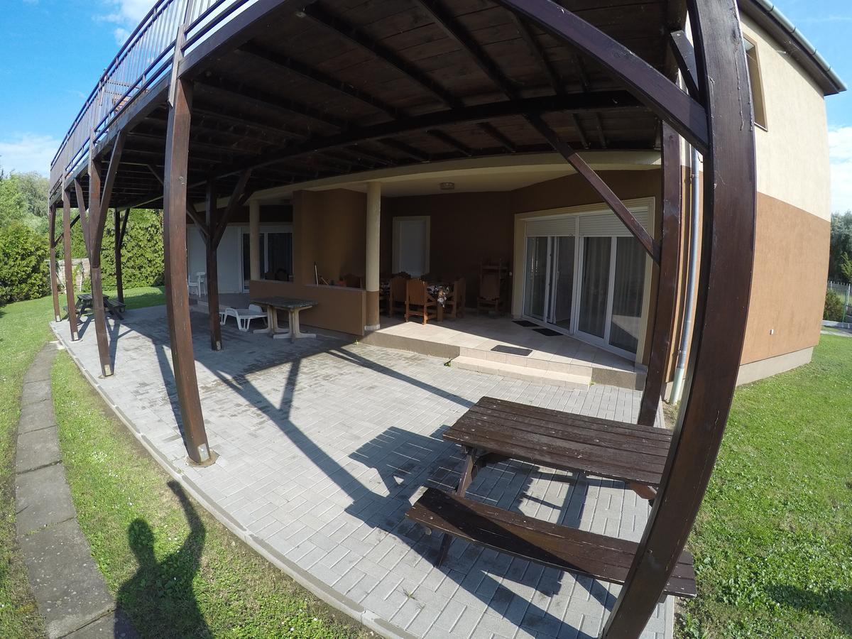 Villa Klapka Zamárdi Exterior foto